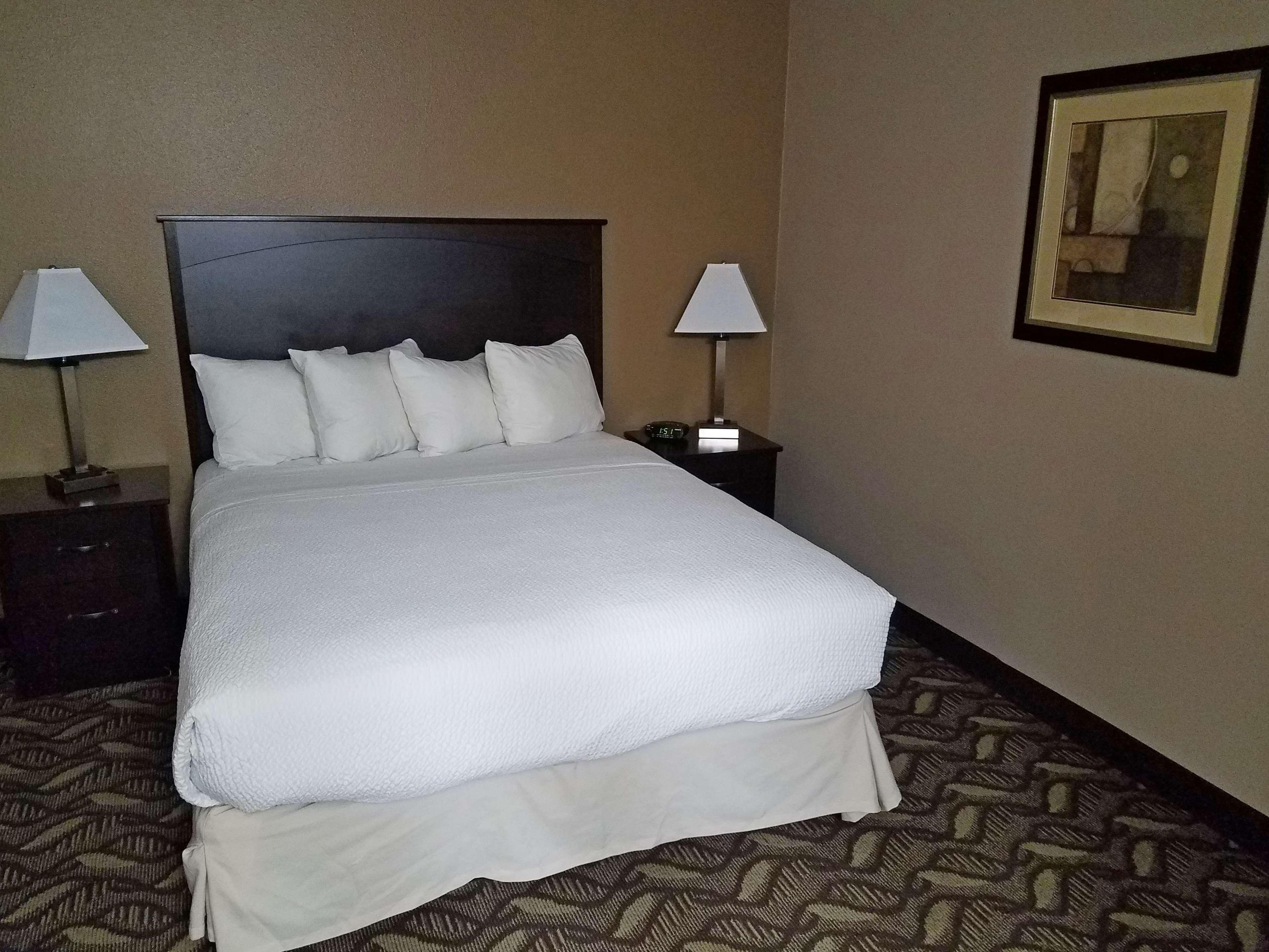 Americas Best Value Inn And Suites Μπίσμπαρκ Εξωτερικό φωτογραφία