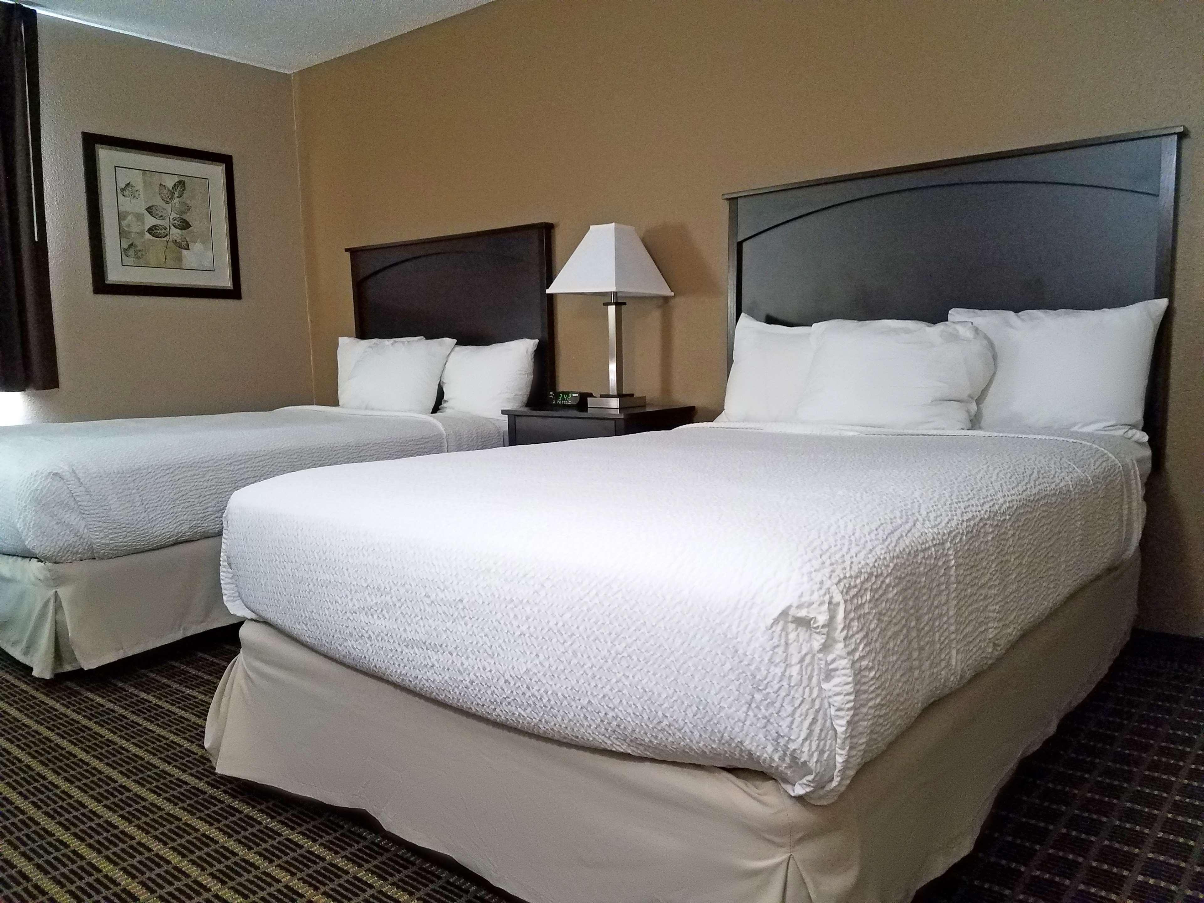 Americas Best Value Inn And Suites Μπίσμπαρκ Εξωτερικό φωτογραφία